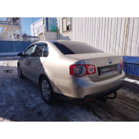 Фаркоп Лидер Плюс на VOLKSWAGEN Jetta 2005–2010  Арт. V105-A 