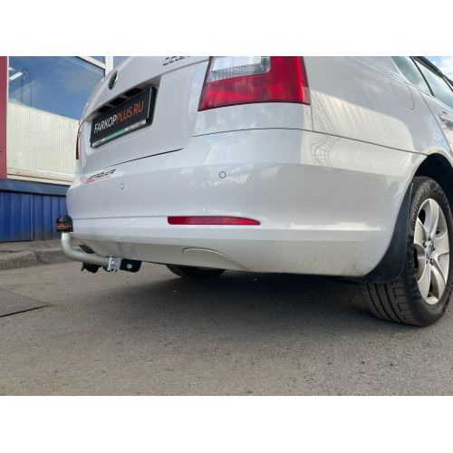 Фаркоп MOTODOR на Skoda Octavia 2004-2020 Арт.92304