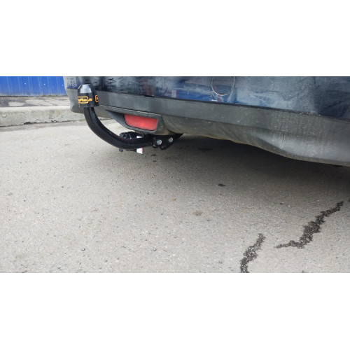Фаркоп BOSAL (ORIS) на Mazda 3 2013-2018 Арт.4533-A (седан)