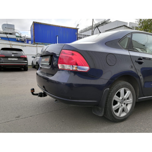 Фаркоп Avtos на VOLKSWAGEN Polo (круглая труба) 2010- Арт.VW 33 (тянет до 750 кг)