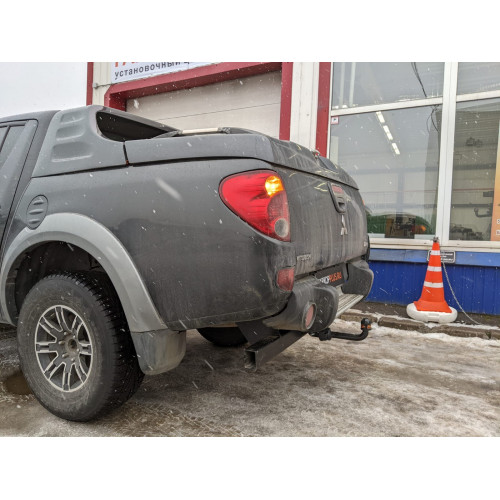 Фаркоп ARAGON на MITSUBISHI L200 2010–2015  Арт. E4201DA (С бампером)