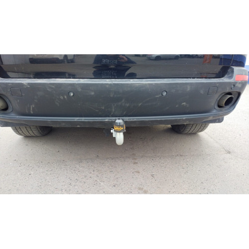 Фаркоп Motodor на BMW X5 2007–2013  Арт. 90201 (E70) (розетка на поворотном кронштейне) 